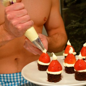 santa claus brownies frosting