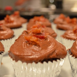 bacon maple cupcakes finished 2
